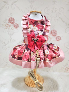Vestido Peitoral Glamour para cachorro (acompanha guia)