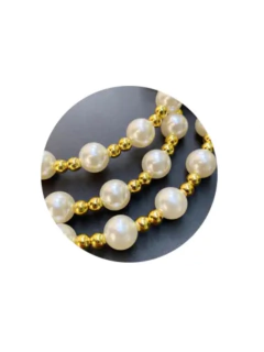 Guia em Pérolas Brancas e Douradas para cachorro - comprar online