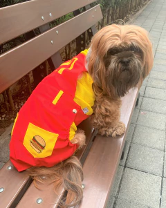 Jardineira MC Masculina para cachorro e gato na internet