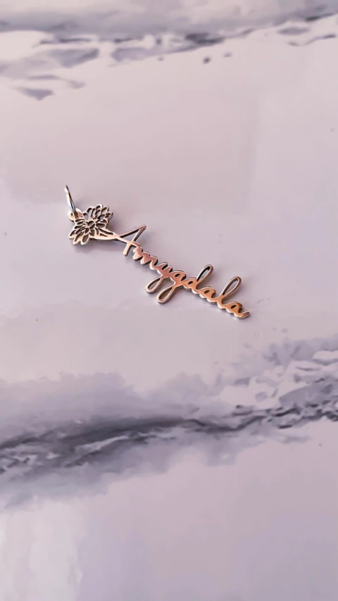 Pingente Flor Amygdala (Pronta Entrega)