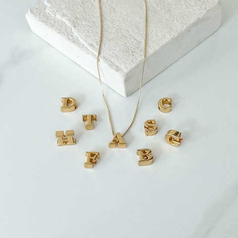 COLAR LETRA - DOURADO
