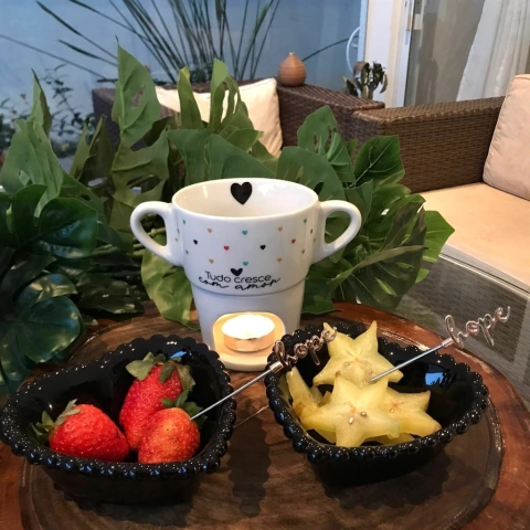 Kit Fondue Helena Tudo Cresce com Amor