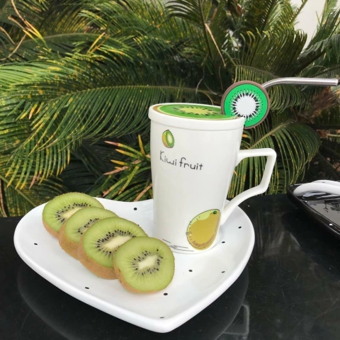 Caneca Kiwi Fruit