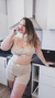 Top Mora morley beige - comprar online