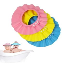 VISERA DE BAÑO , SUAVE, IMPERMEABLE, PROTECCIÒN PARA LOS OJOS Y OÌDOS DEL BEBÈ POR LA CAIDA DEL SHAMPOO Y EL AGUA