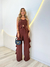 Conjunto cropped com babado e calça pantalona marrom