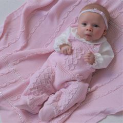 SAIDA MATERNIDADE JARDINEIRA TRICOT E BODY ELISA ROSA - Beth Bebê
