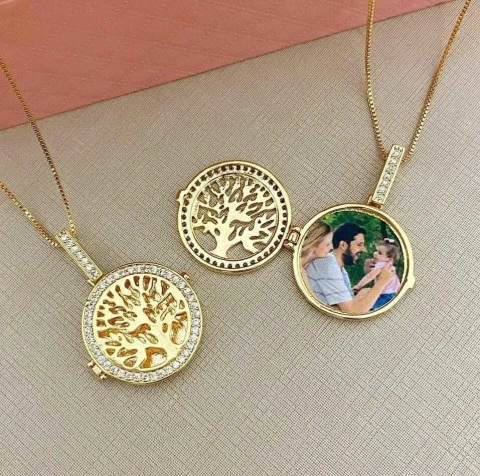 Relicário Árvore da Vida com Foto - Aro Cravejado em Zircônia
