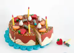 TORTA DE CUMPLEAÑOS DE MADERA - con accesorios para decorar y bandeja