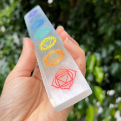 Barra de 7 chakras selenita colores - Ser Mineral Accesorios 