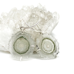 Aros de estalactita de cuarzo - Ser Mineral Accesorios 