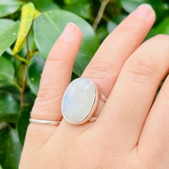 Anillo adularia facetada en internet
