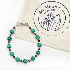 CONJUNTO Pulsera + aritos + collar de malaquita y granate - tienda online