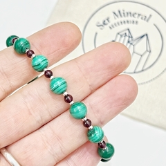 CONJUNTO Pulsera + aritos + collar de malaquita y granate - comprar online