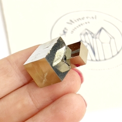 Pieza de Pirita Cúbica (C) - Ser Mineral Accesorios 