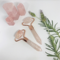 Roller facial de cuarzo rosa