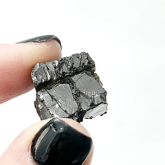 Piezas de Shunguita ELITE - Ser Mineral Accesorios 