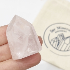 Obeliscos de cuarzo rosa - comprar online