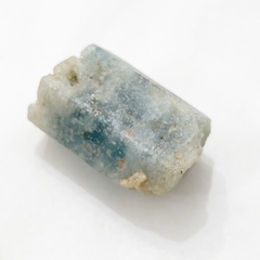 Pieza de aguamarina azul en internet