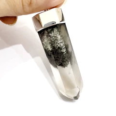 Imagen de Dije de cuarzo lodolita fantasma