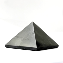 Piramide SHUNGUITA - comprar online