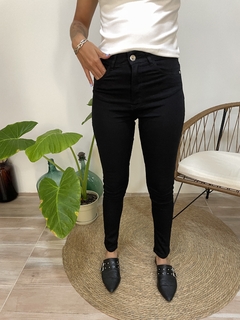 Jean Chupin Black - comprar online