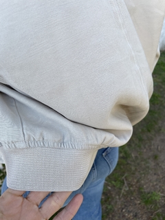 Campera bomber Estefany en internet