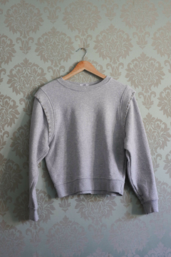 PUNTA GRIS CLARO SWEATER