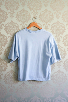 OVER CELESTE LARGA REMERA - comprar online