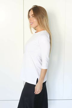 SOL BLANCA MALLA REMERA en internet