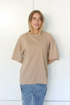 OVER LARGA BEIGE REMERA - comprar online