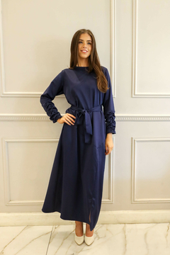 AMANDA AZUL MARINO VESTIDO en internet