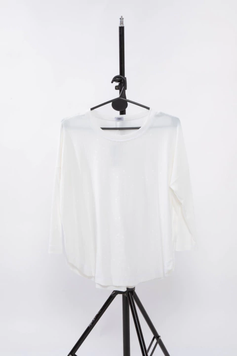 CINTHIA BLANCA REMERA