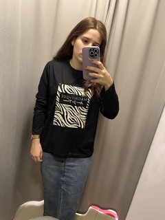 MAGNIFIQUE NEGRA REMERA - Orlibbi