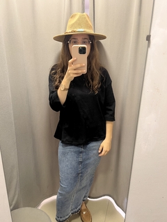 OVER NEGRA MANGA TRES CUARTO REMERA - Orlibbi