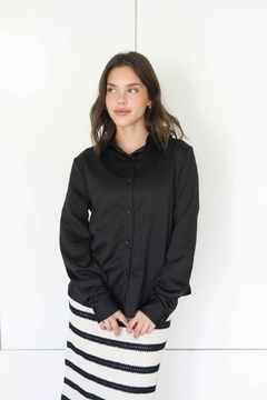 JOSEPH NEGRA CAMISA