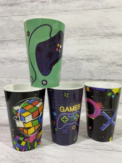 VASO Plástico CÓNICO INFANTIL