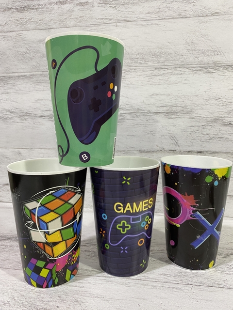 VASO Plástico CÓNICO INFANTIL