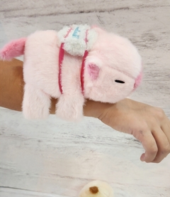 PELUCHE CAPYBARA PULSERA - tienda online