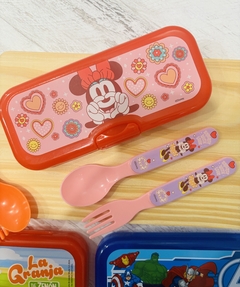 SET DE CUBIERTOS PLASTICOS EN BOX PERSONAJES