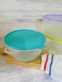 BOWL PLASTICO CON ASAS Y TAPA - comprar online