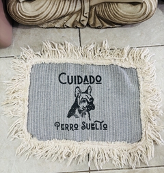 ALFOMBRA / TRAPO IMPRESA CON FLECOS TAMAÑO CHICO - comprar online
