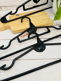 PERCHA SIMPLE DW - comprar online
