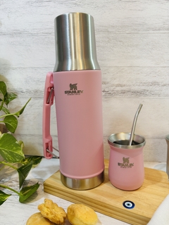 TERMO SIMIL STANLEY 1 LT CON MATE Y BOMBILLA - comprar online