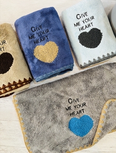 TOALLA DE MANO CORAZON - comprar online