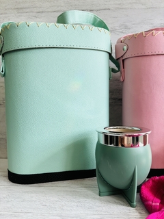 BOLSO CON TAPA ECOCUERO