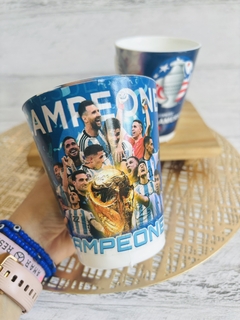 TAZA CÓNICA PLÁSTICA FÚTBOL en internet