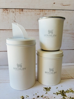 SET MATERO ALUMINIO BLANCO GRABADO STANLEY en internet