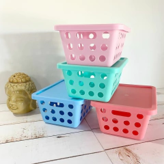 CANASTO CHICO CALADO CON TAPA en internet