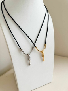 colar cristo